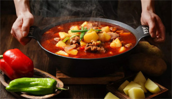 石灰石烧鸡公加盟