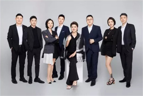 石灰石烧鸡公加盟