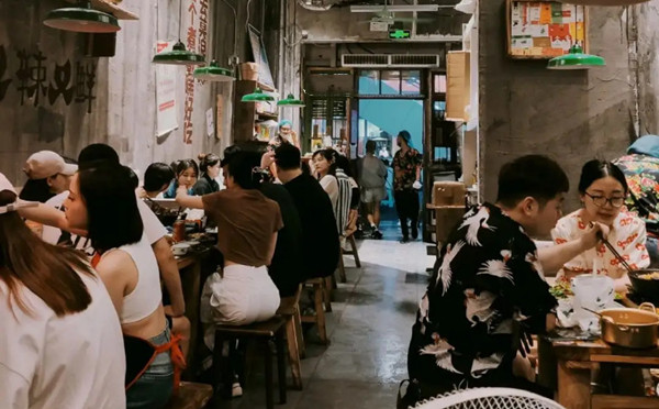 石灰石烧鸡公加盟