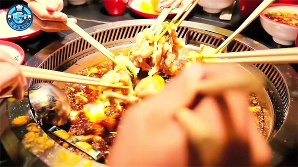 蛙秘书麻椒鱼加盟