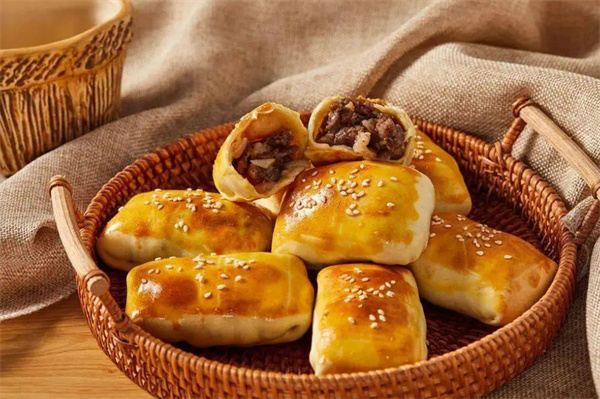 炉见新疆烤包子加盟