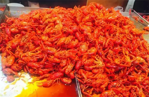 尹记香辣缘龙虾加盟