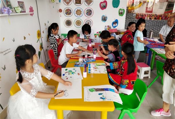 少儿画画培训班加盟