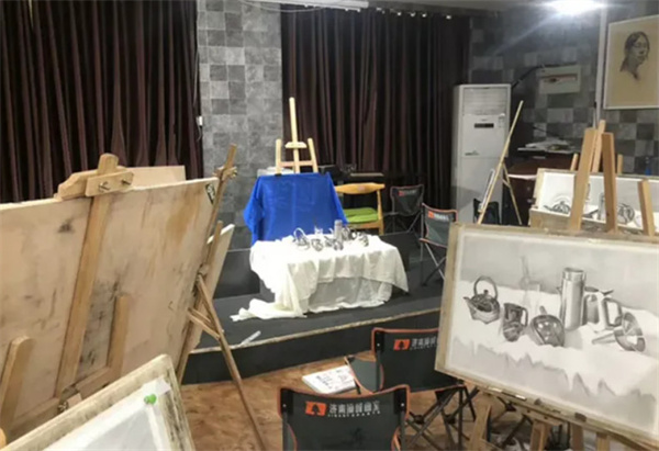 青岛美术机构加盟