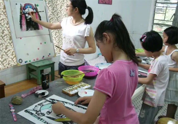 佛山少儿美术加盟