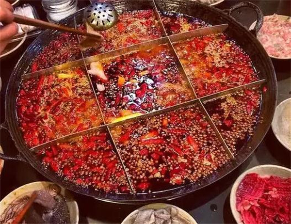 【重庆火锅加盟】加盟重庆火锅好不好？加盟重庆火锅怎么样？