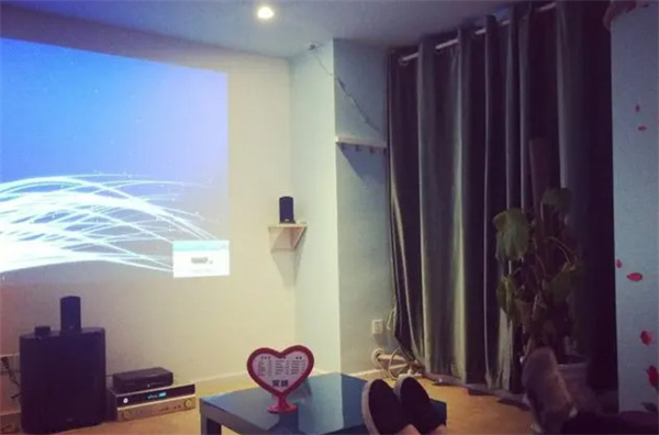 成都私人影吧加盟