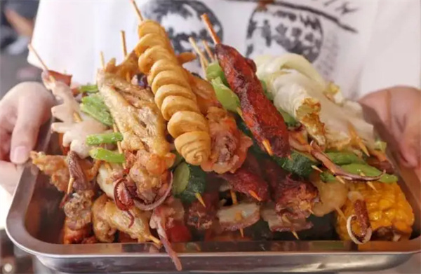 炸甩为什么叫炸甩？炸甩和炸串的区别是什么？