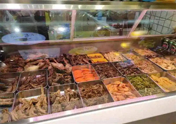 长春热卤鸭货加盟