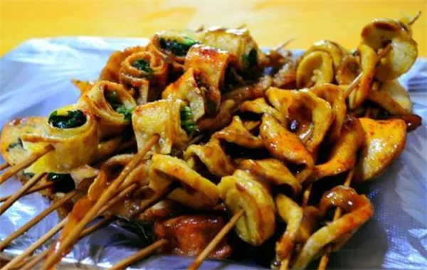 炸甩为什么叫炸甩？炸甩和炸串的区别是什么？