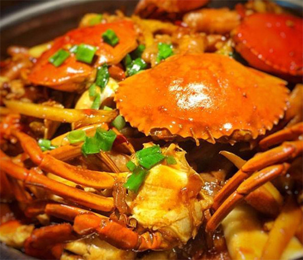 小怪兽肉蟹煲加盟