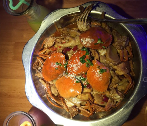 探鲜肉蟹煲加盟