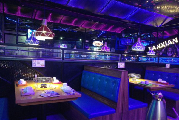 探鲜肉蟹煲加盟