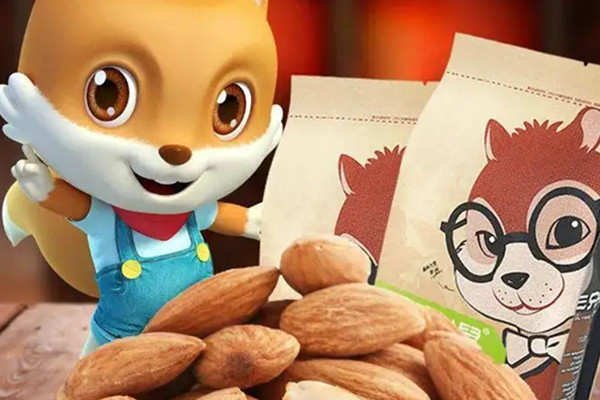 百草味和三只松鼠哪个好？