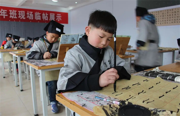 开个书法培训班怎么样？