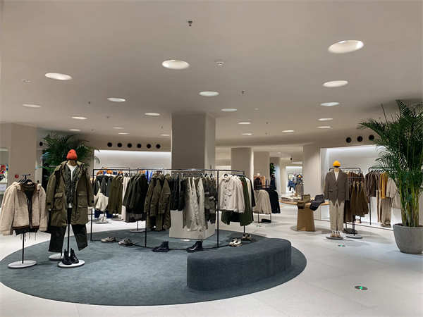 zara算是轻奢吗？zara只有女装吗？