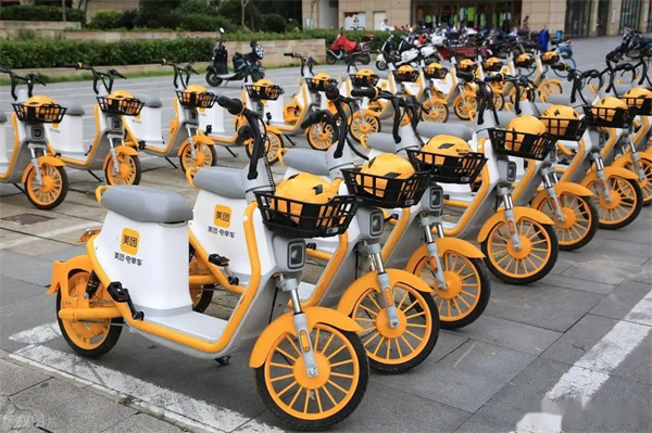 美团共享电动车怎么使用？