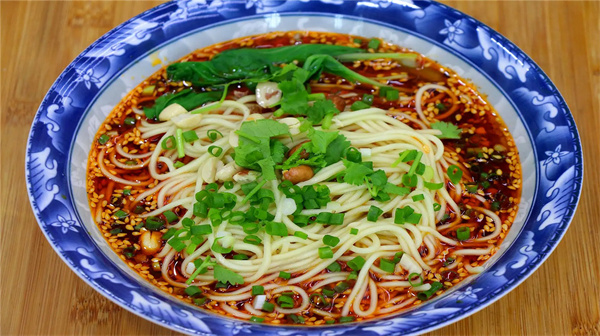 正宗的重庆小面怎么做？重庆小面最正宗的做法详细