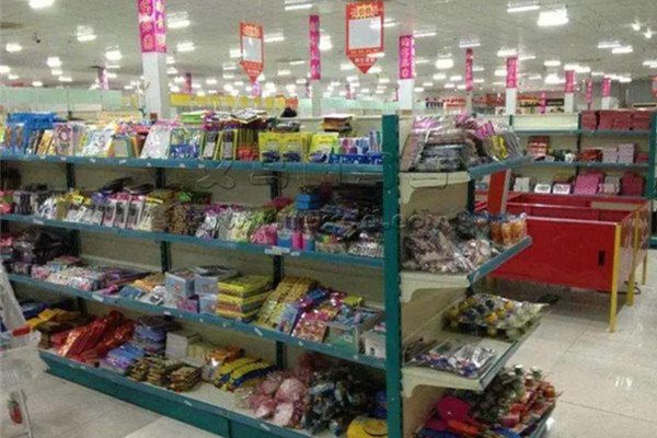 开两元店挣钱吗 ?