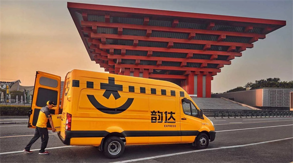 韵达快递送货上门吗？