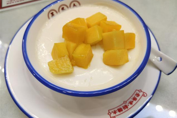 五条人糖水铺是五条人开的不?