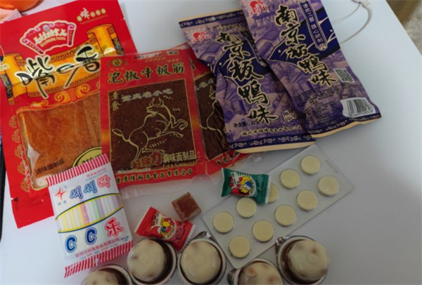 童年小食光零食加盟