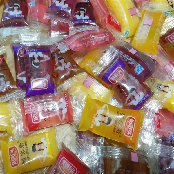 糖小茗零食加盟