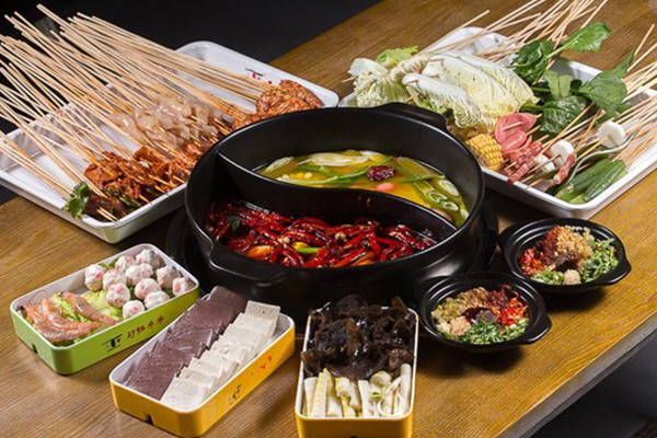 二当家砂锅串串香加盟