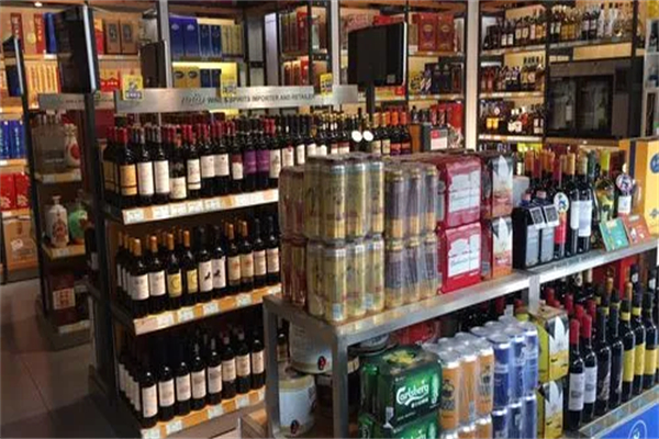 进口酒水店加盟