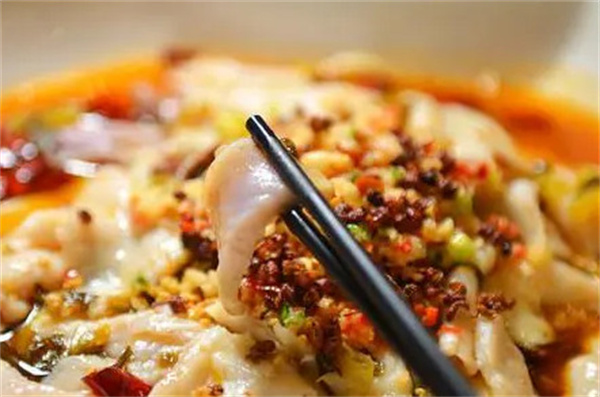 俏翠花老坛酸菜鱼加盟