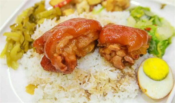 金牌隆江猪脚饭