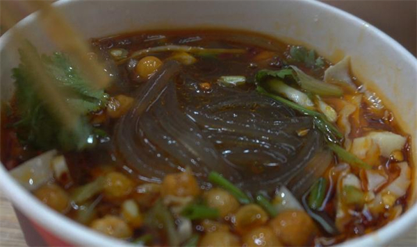 大嘴巴酸辣粉加盟