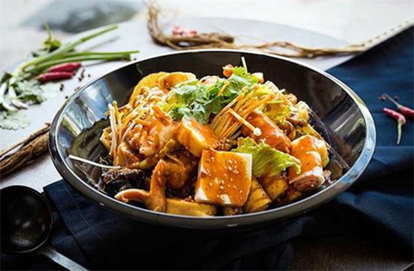 椒布丁麻辣烫加盟费