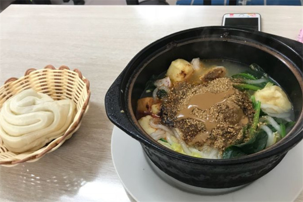 馋猫麻辣烫加盟费