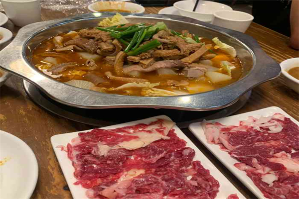 古乐牛香火锅加盟费