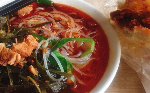 赵天琦米线公司