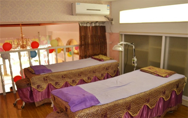 智丽佳人化妆品