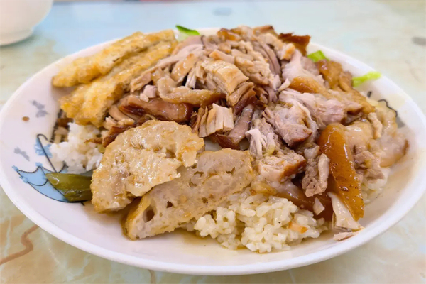 隆江猪脚饭馆加盟费多少钱