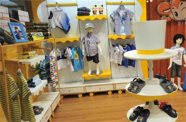 神奇鹿童装加盟费