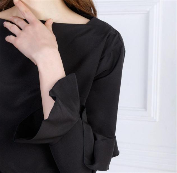 素黑女装加盟费