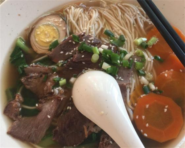 马提督特色牛肉面加盟费