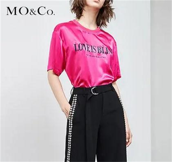 moco摩安珂女装