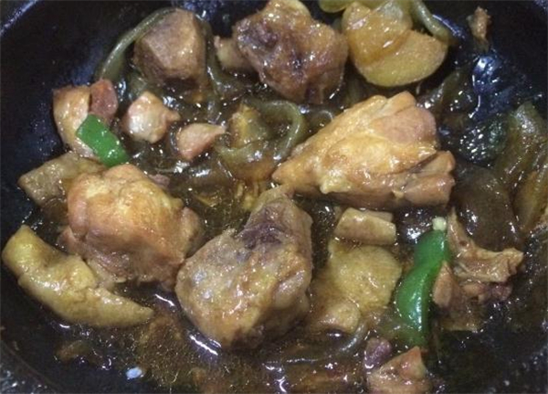 杨明宇黄焖鸡米饭