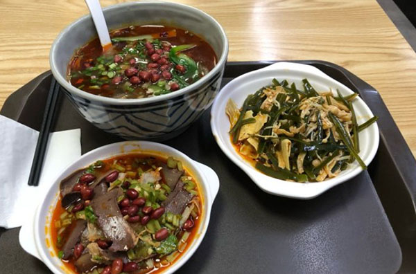 两头望餐厅加盟