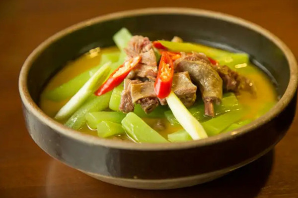 亲青菜食尚餐厅加盟费