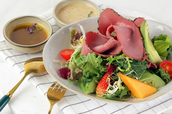 四季轻食店加盟