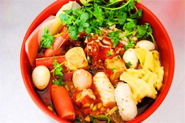 爱上麻辣烫加盟费