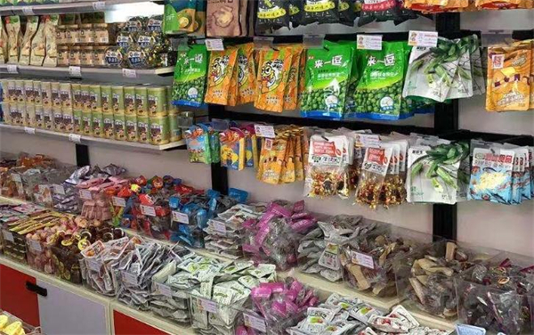 六块九零食铺子加盟