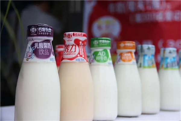 牛小仓牛奶加盟