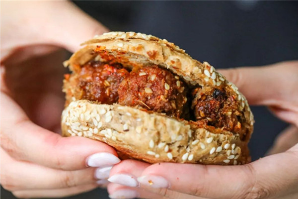 伍学长羊肉串夹烧饼加盟